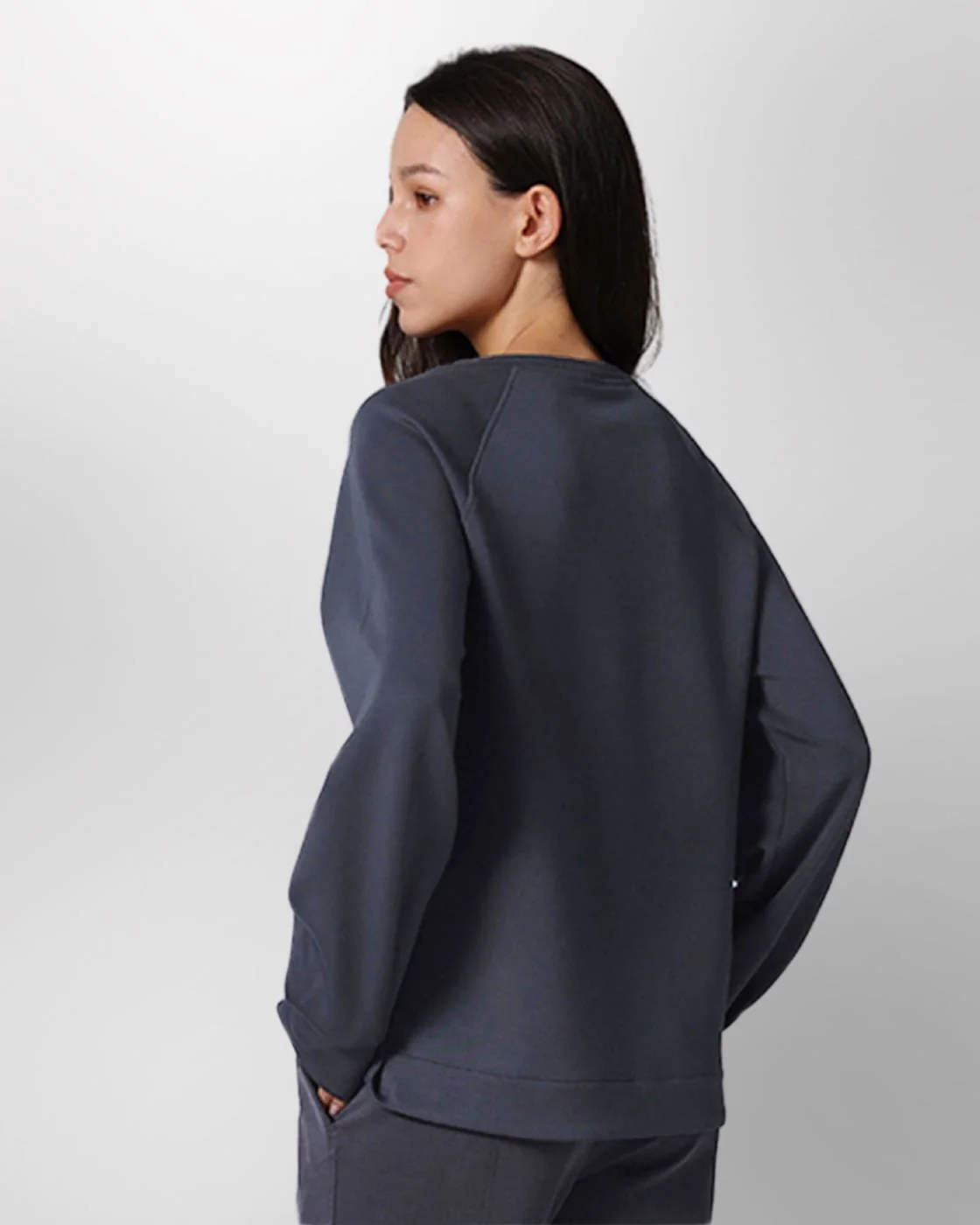 Loungewear - Langarmshirt mit High-Low-Schnitt - Image 15