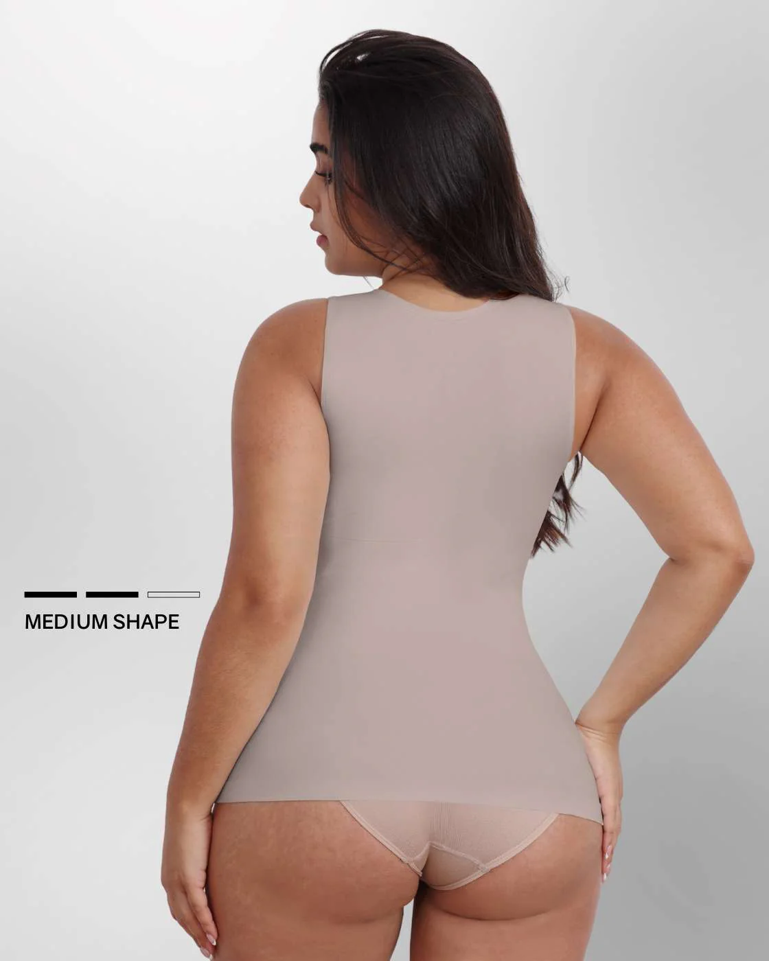 Shaping Top mit breiten Trägern hochgeschlossen - Image 17
